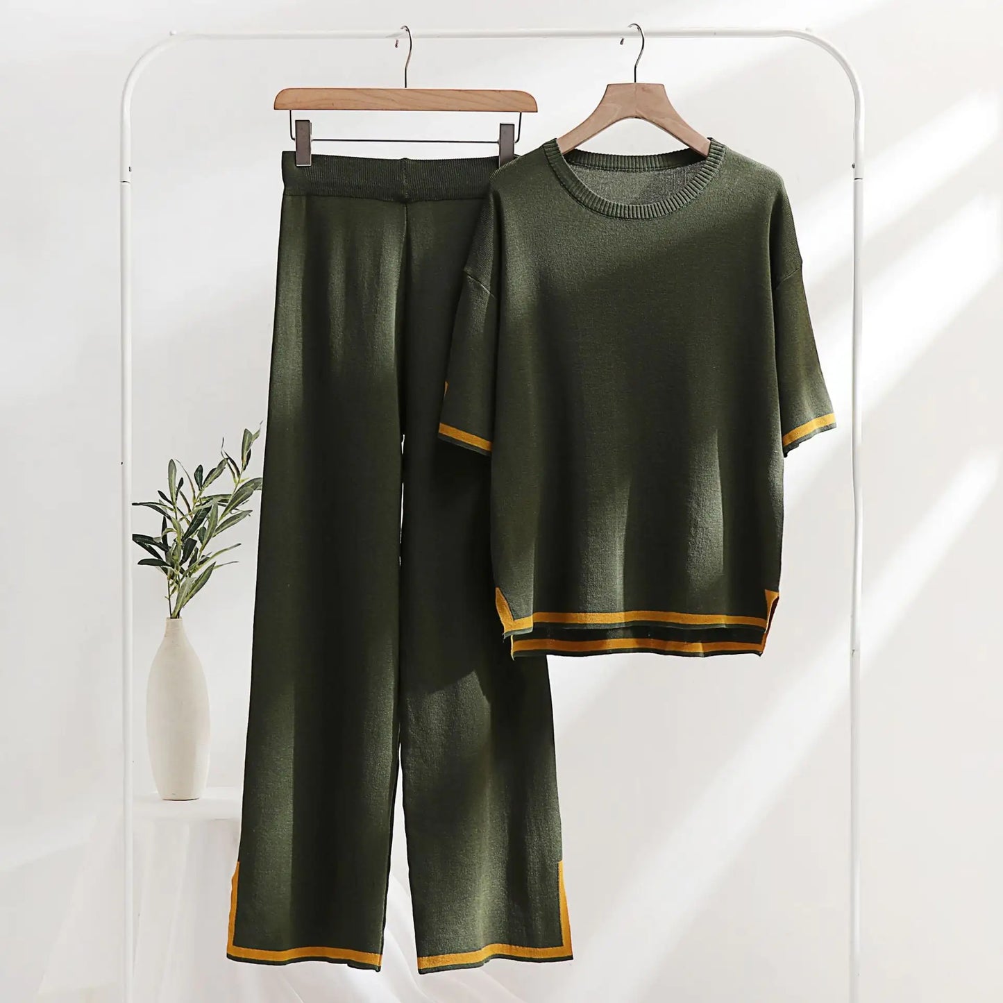 Loumiva Loungewear Aristo Threads